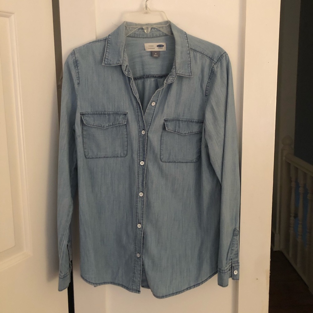 Medium denim shirt 🍉